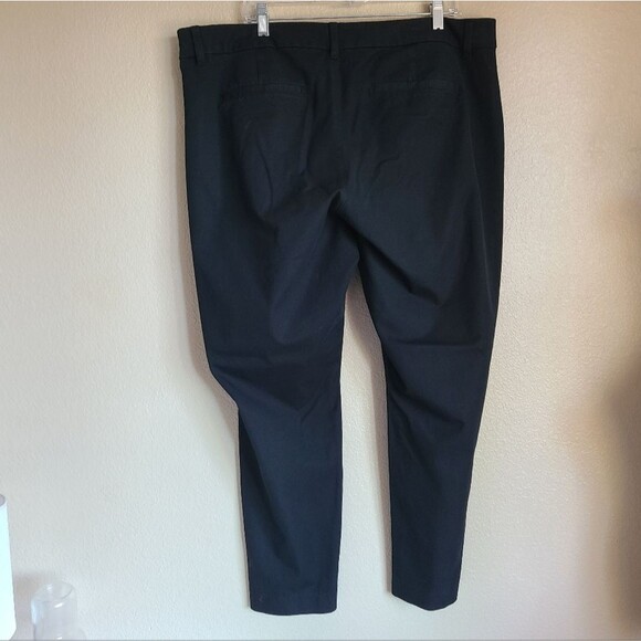 old navy high rise pixie pants secret smooth pockets plus size black womens 20 - Picture 4 of 7